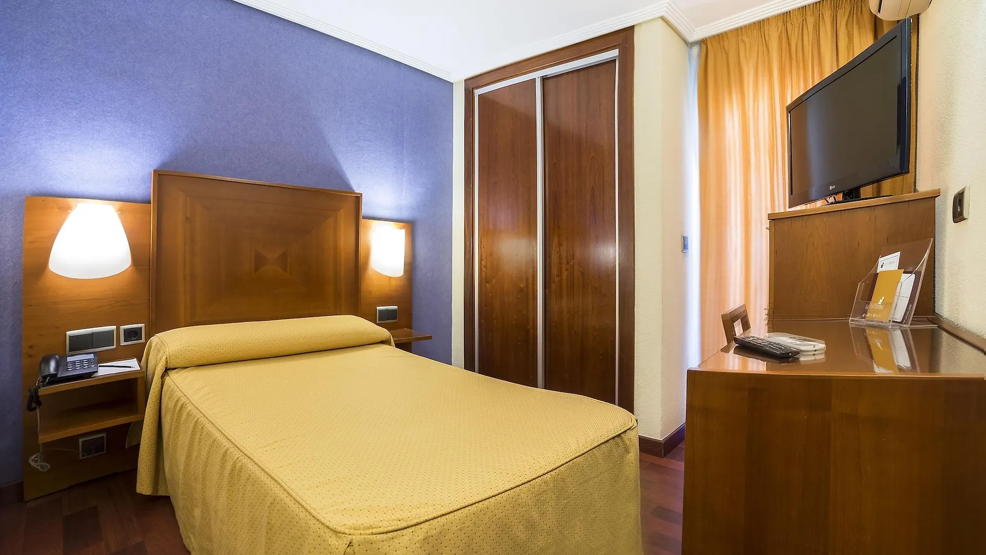 *** Hotel Torreluz Centro Spain