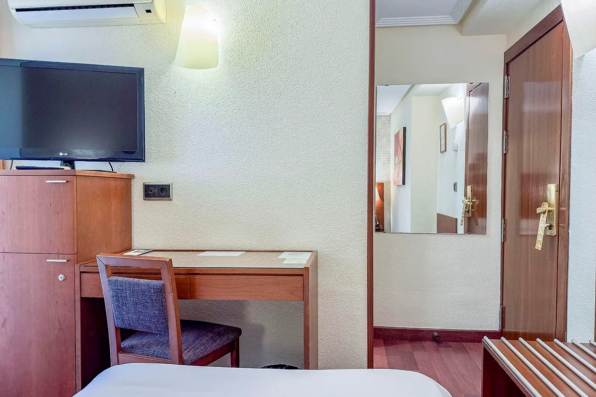 Torreluz Centro Hotel