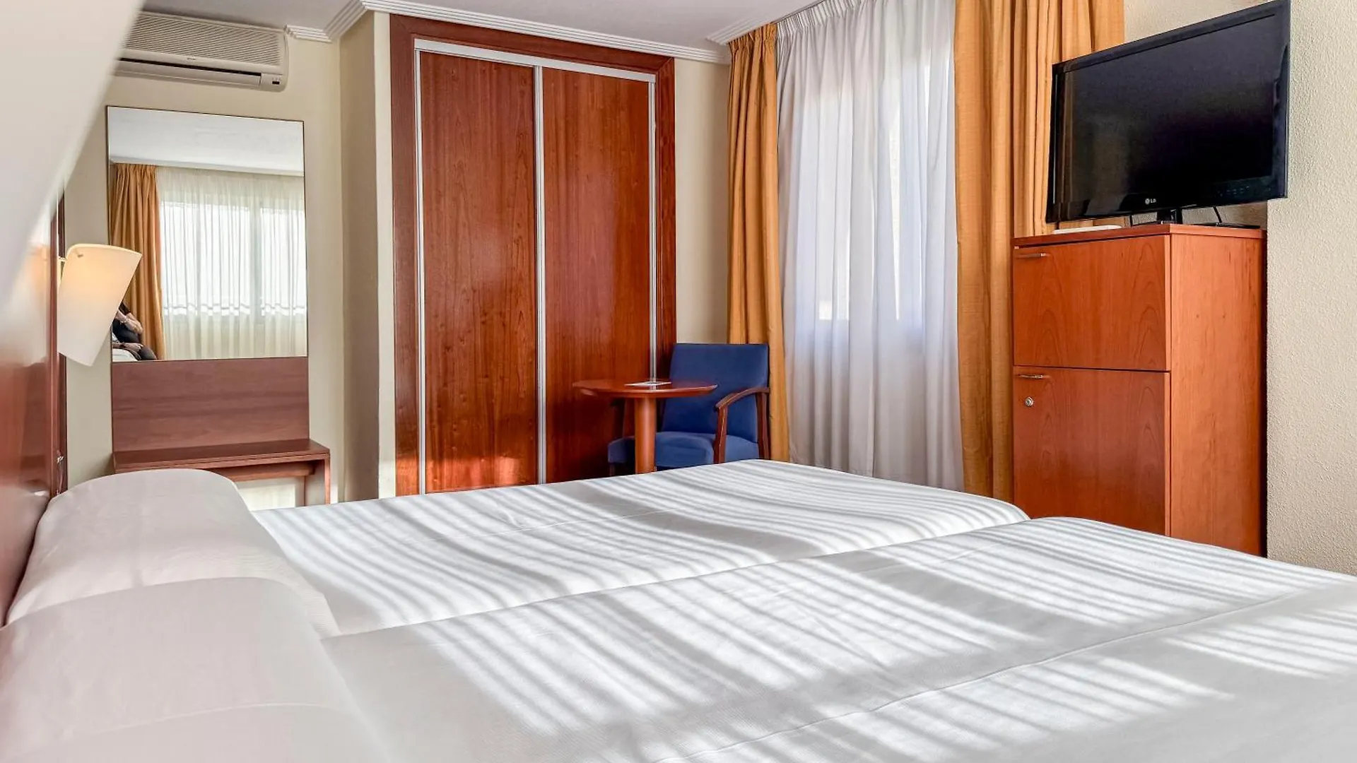 Torreluz Centro Hotel Almería
